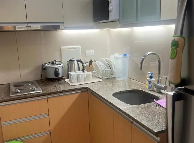 C2 Mactan Aparthotel *